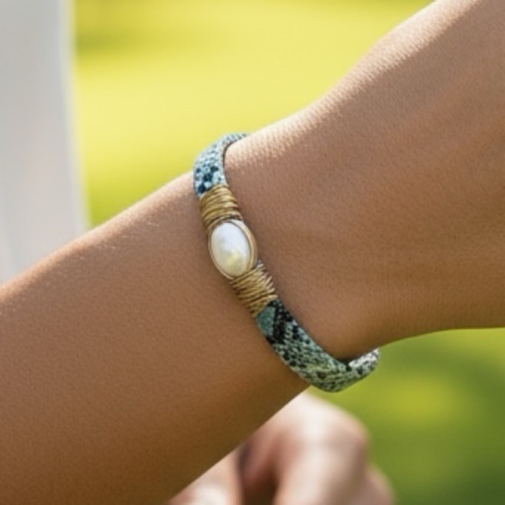 CLOSET CLEAR OUT! Canvas Blue Python Print Bracelet NWT
